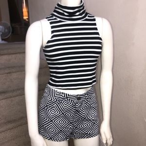 Billabong Geometric Print Shorts Set size 1